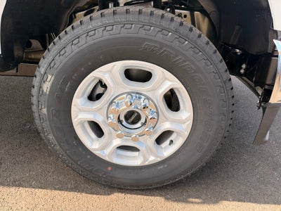 2027 Ford F-350 XLT