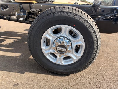 2027 Ford F-350 XLT