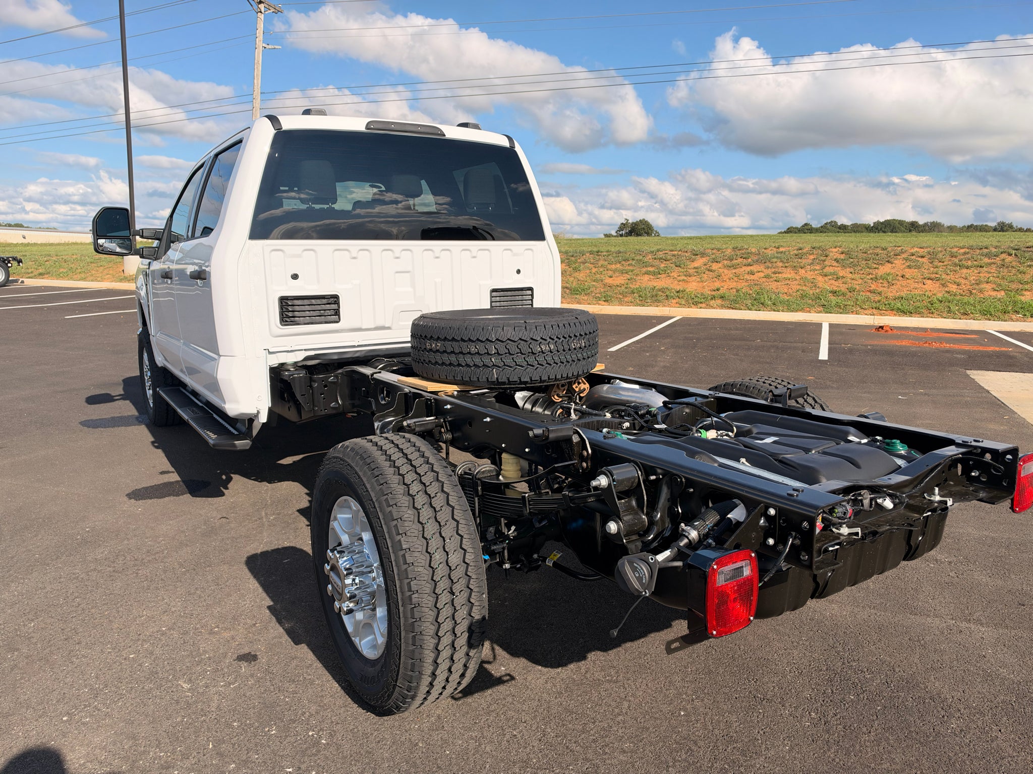2027 Ford F-350 XLT