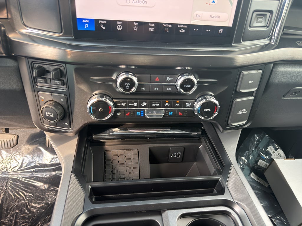 2026 Ford F-350 F-350® LARIAT®