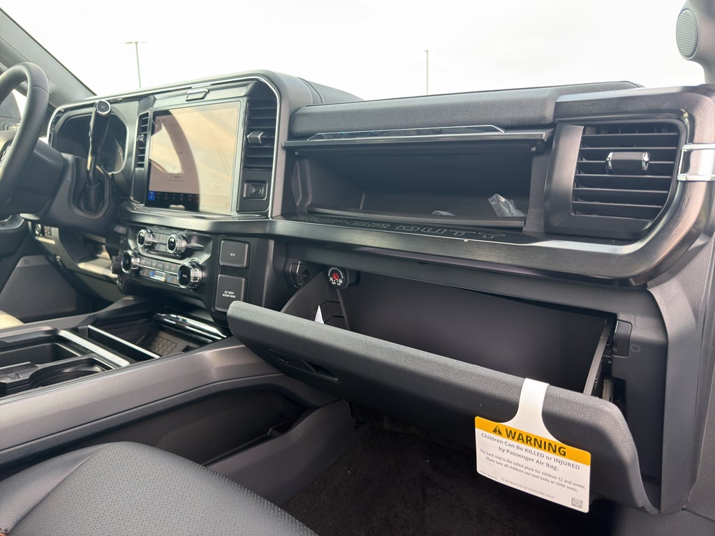 2026 Ford F-350 F-350® LARIAT®