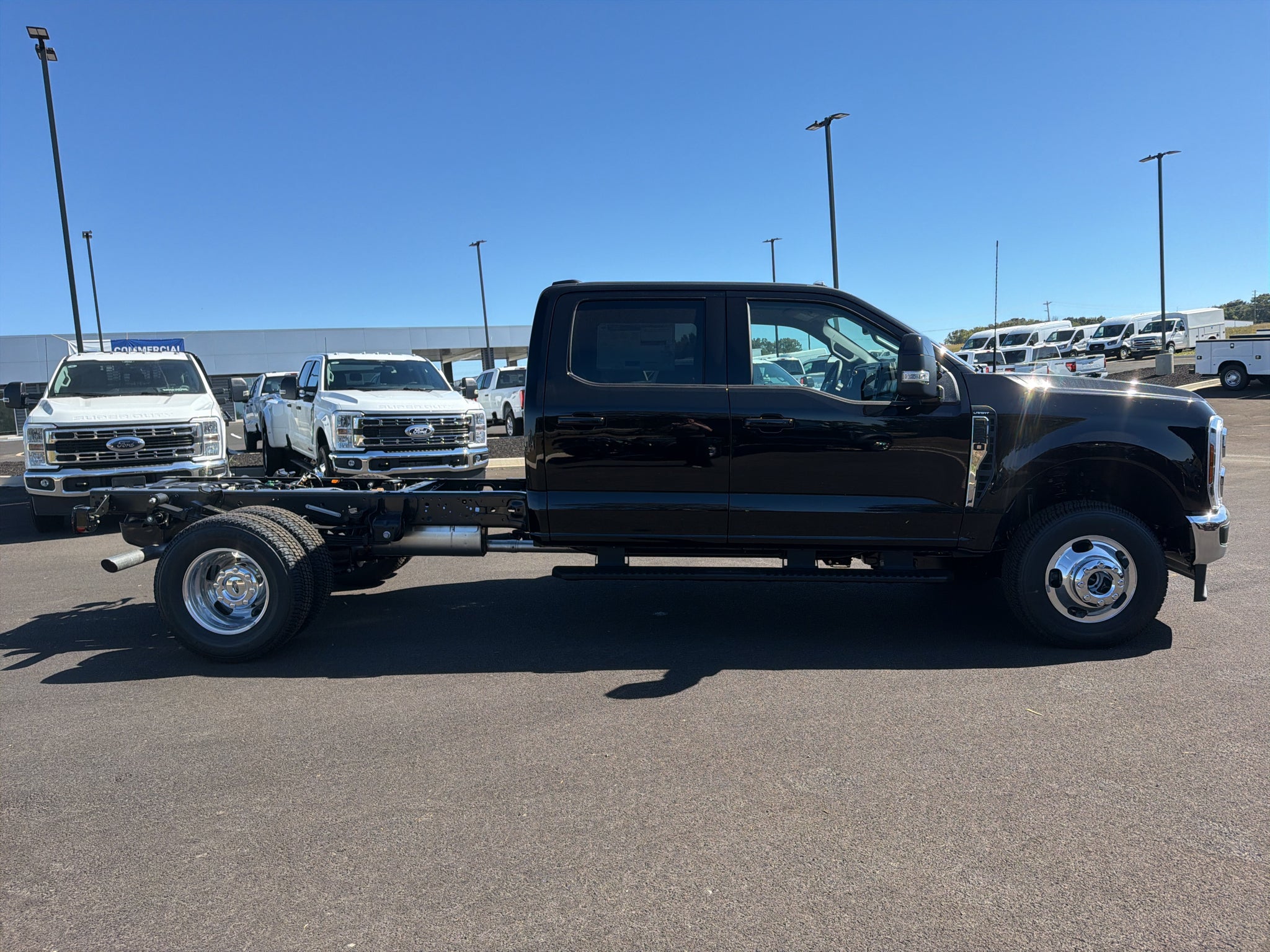 2027 Ford F-350 F-350® LARIAT®