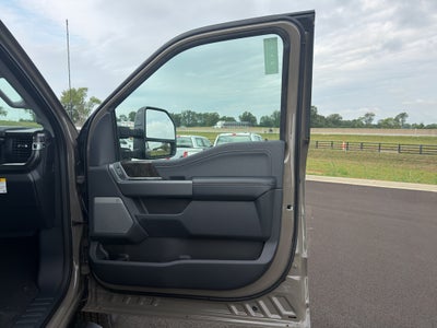 2026 Ford F-350 F-350® LARIAT®