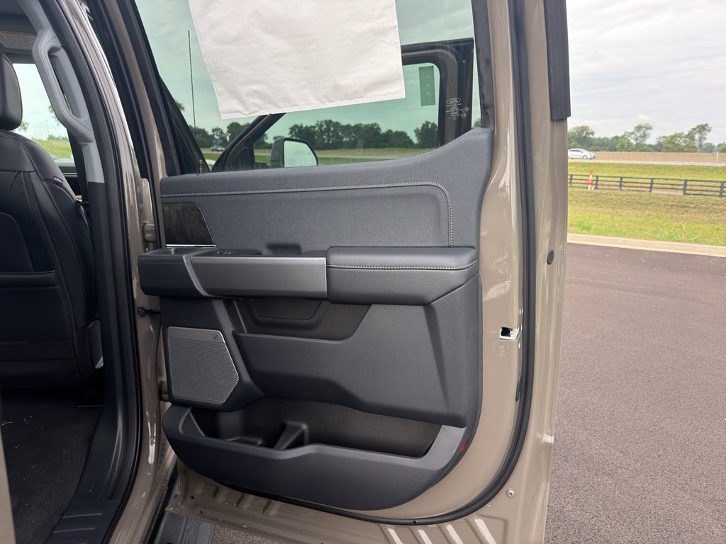 2026 Ford F-350 F-350® LARIAT®
