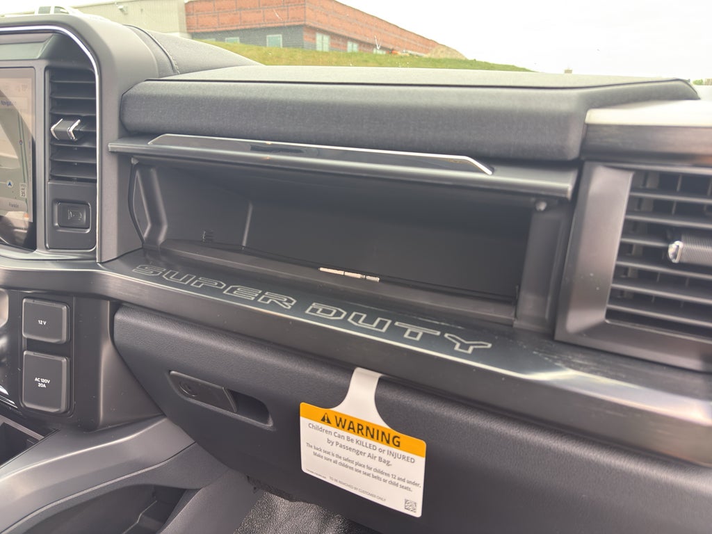 2026 Ford F-350 F-350® LARIAT®