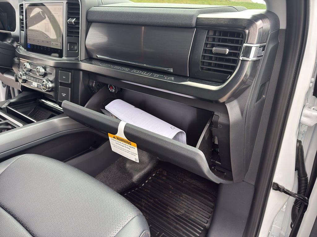 2026 Ford F-350 F-350® LARIAT®