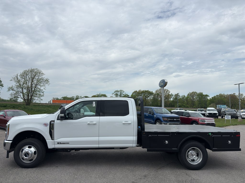 2026 Ford F-350 F-350® LARIAT®