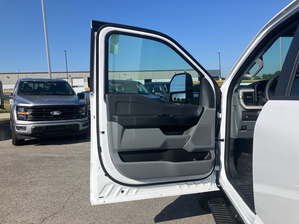 2026 Ford F-350 F-350® XL