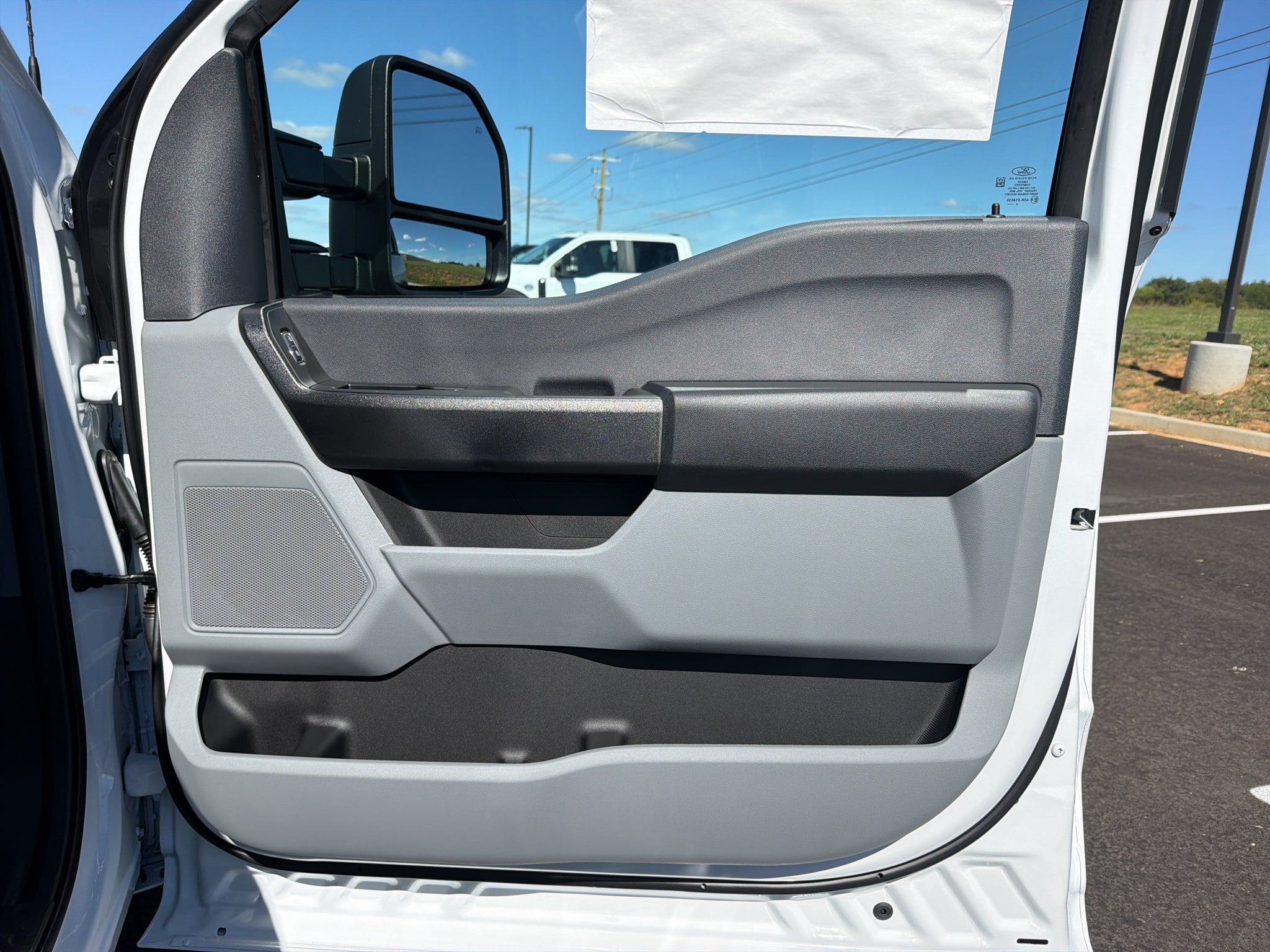 2027 Ford F-350 XL
