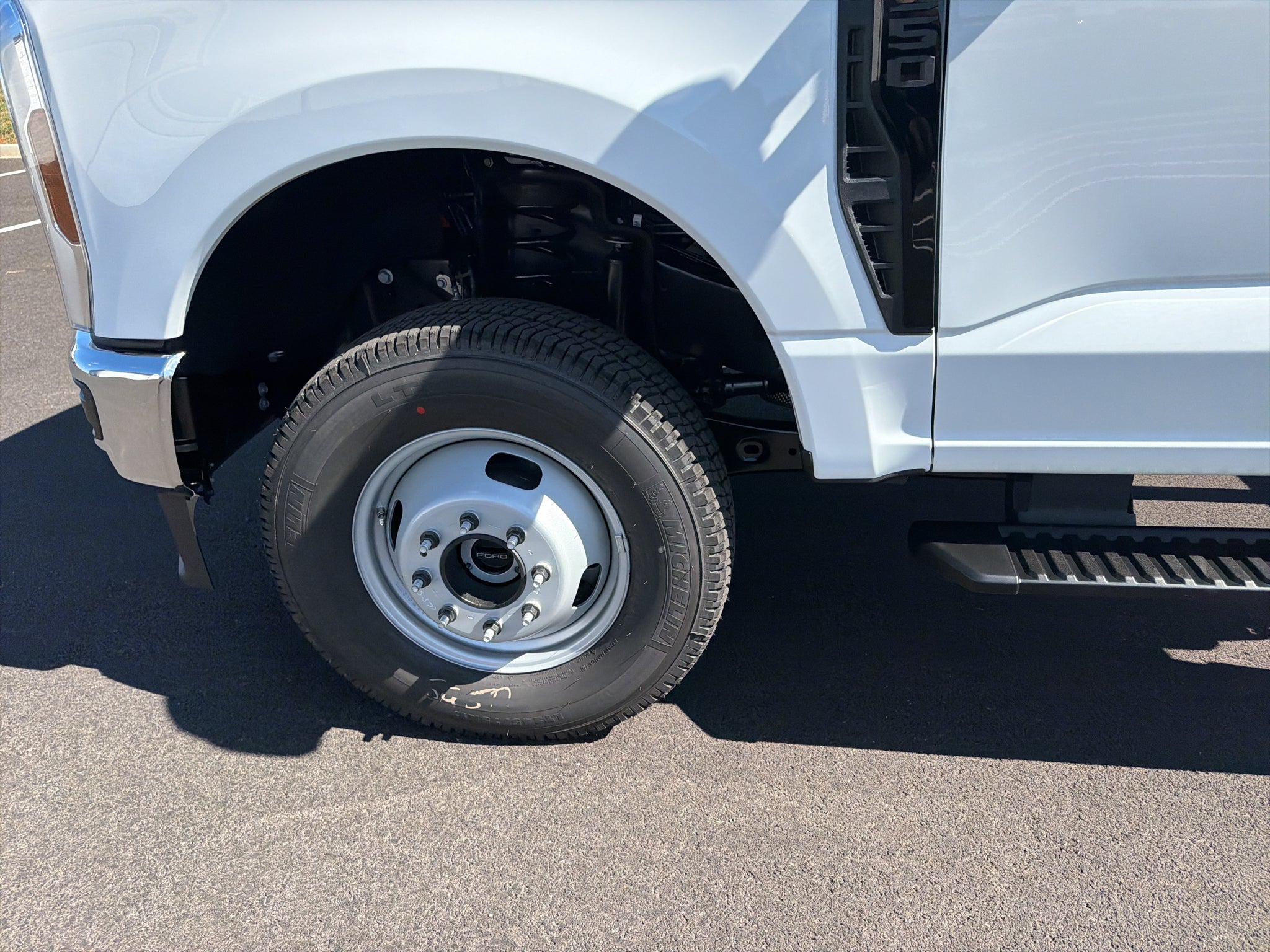 2027 Ford F-350 XL
