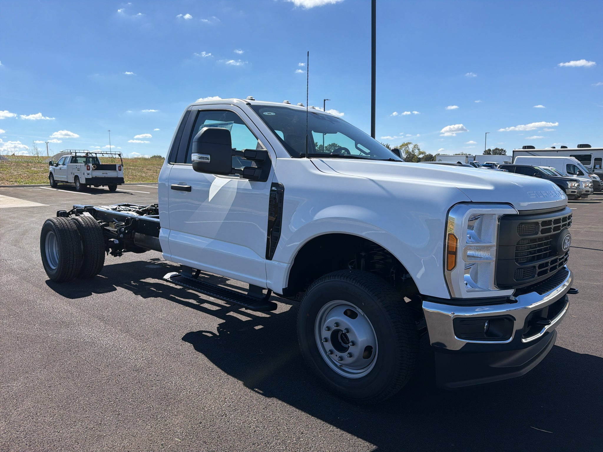 2027 Ford F-350 XL