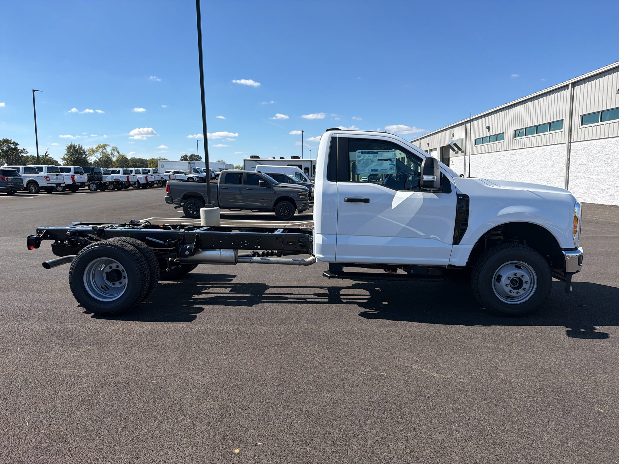 2027 Ford F-350 XL