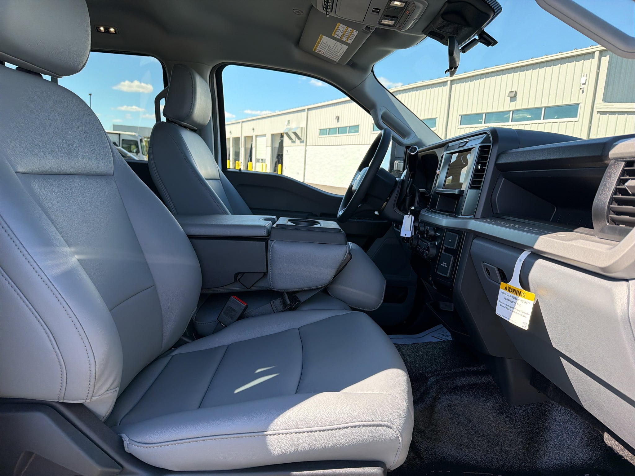 2027 Ford F-550 XL