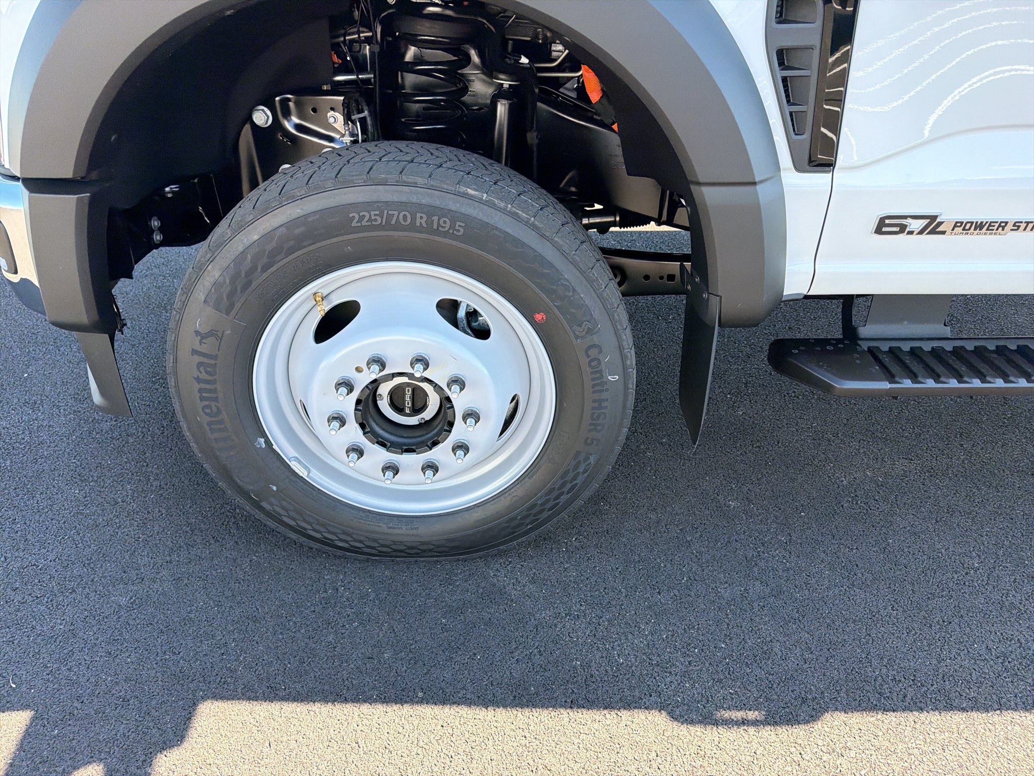 2027 Ford F-550 XL