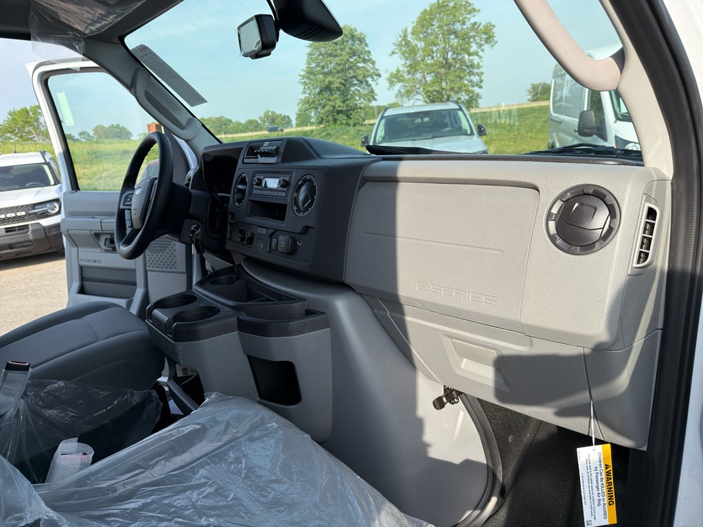2026 Ford Econoline E-350 SRW