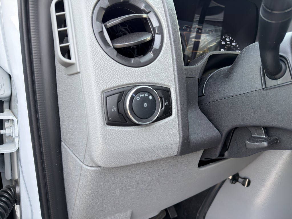 2026 Ford Econoline E-350 SRW