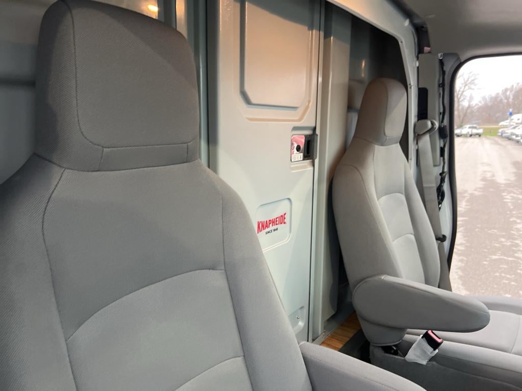 2025 Ford Econoline E-350 SRW