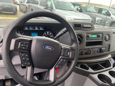 2025 Ford Econoline E-350 SRW