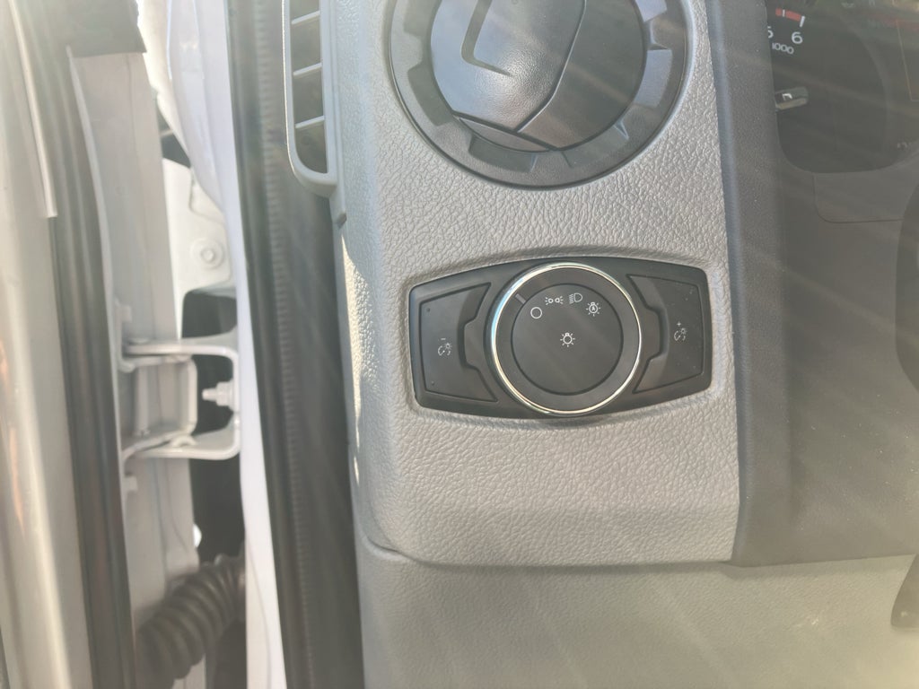 2026 Ford E-450 Super Duty E-450 DRW