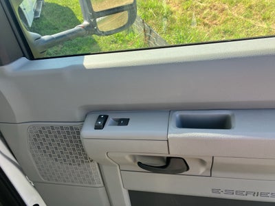 2026 Ford E-450 Super Duty E-450 DRW