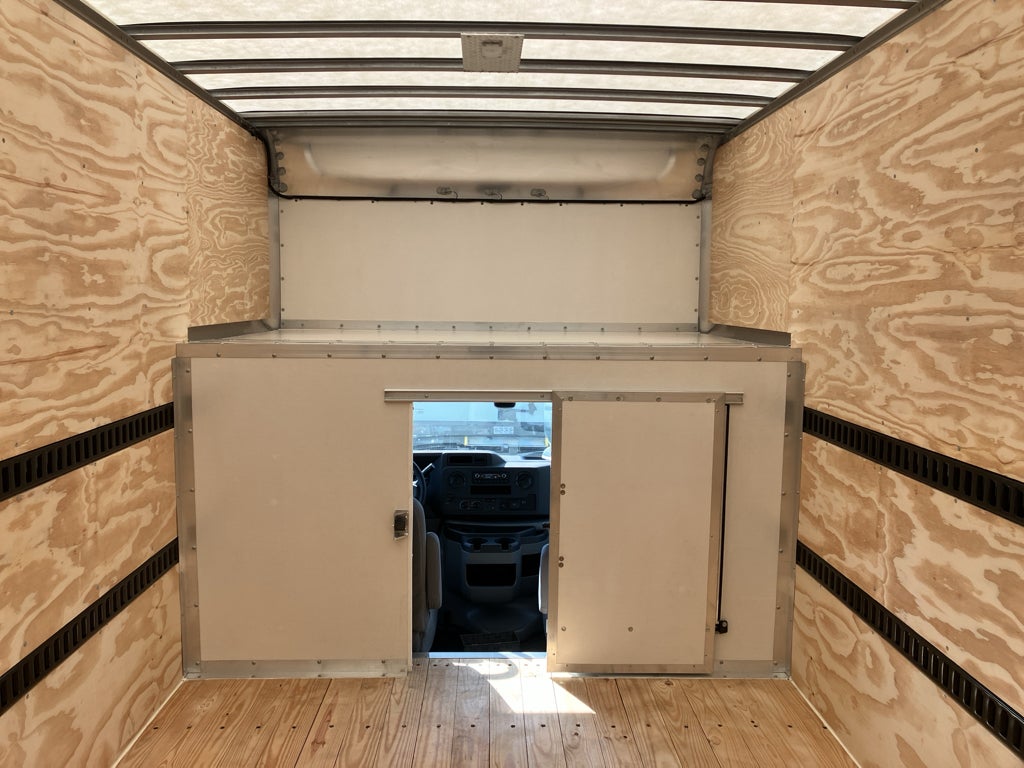 2026 Ford E-450 Super Duty E-450 DRW