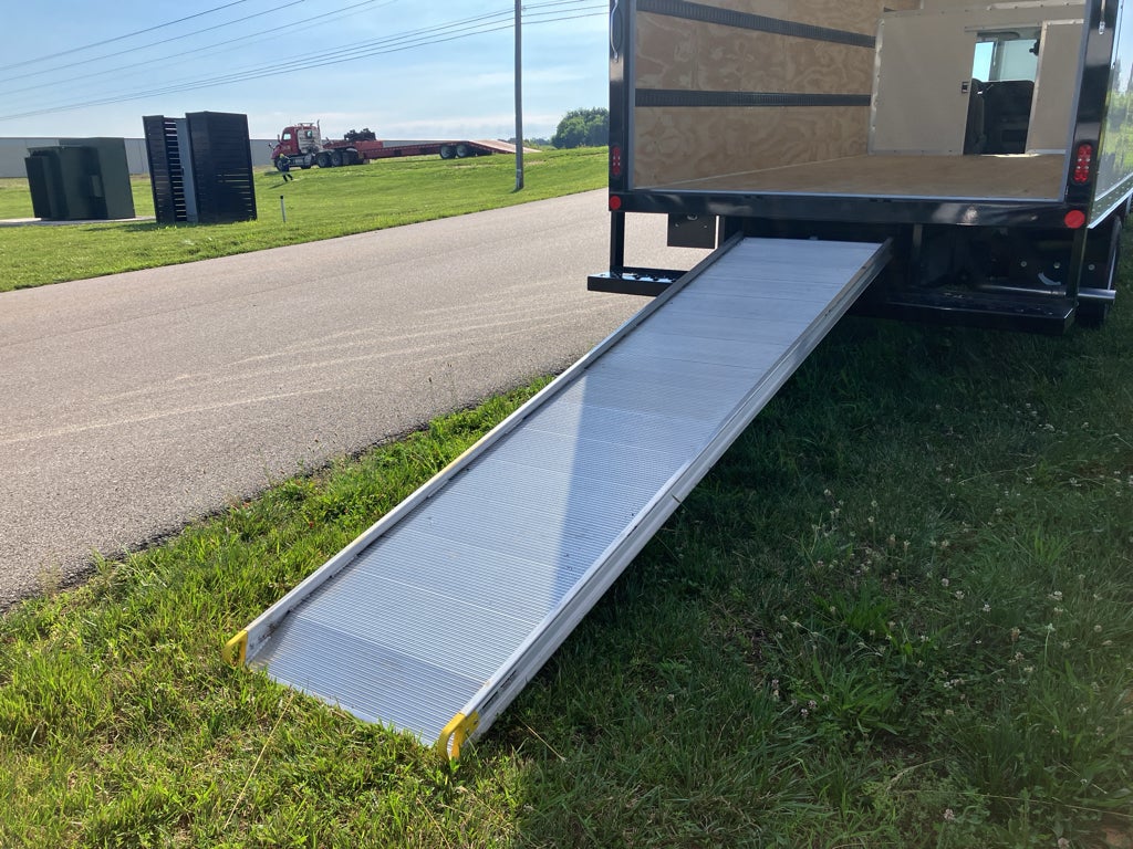 2026 Ford E-450 Super Duty E-450 DRW