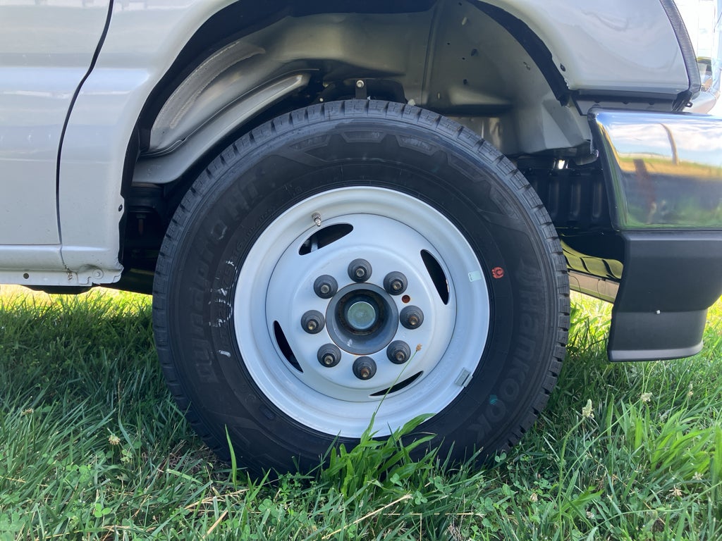 2026 Ford E-450 Super Duty E-450 DRW