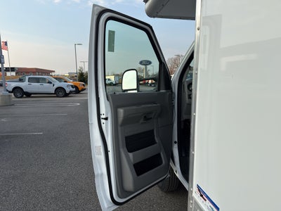 2026 Ford E-450 Super Duty E-450 DRW