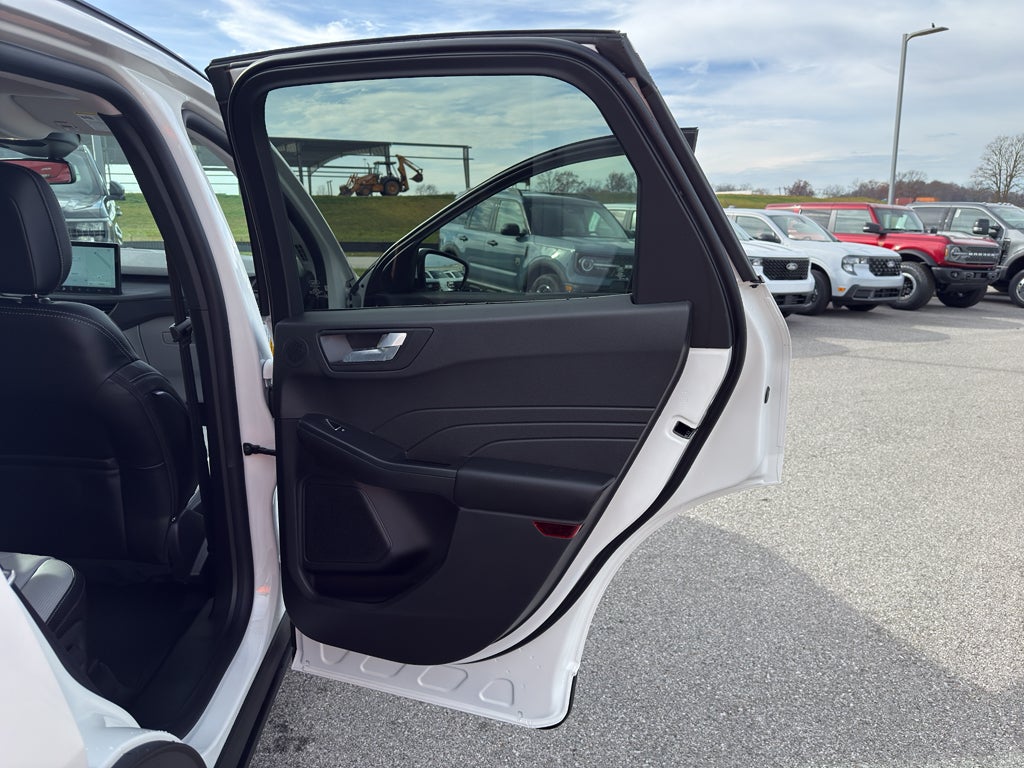 2026 Ford Escape Platinum™