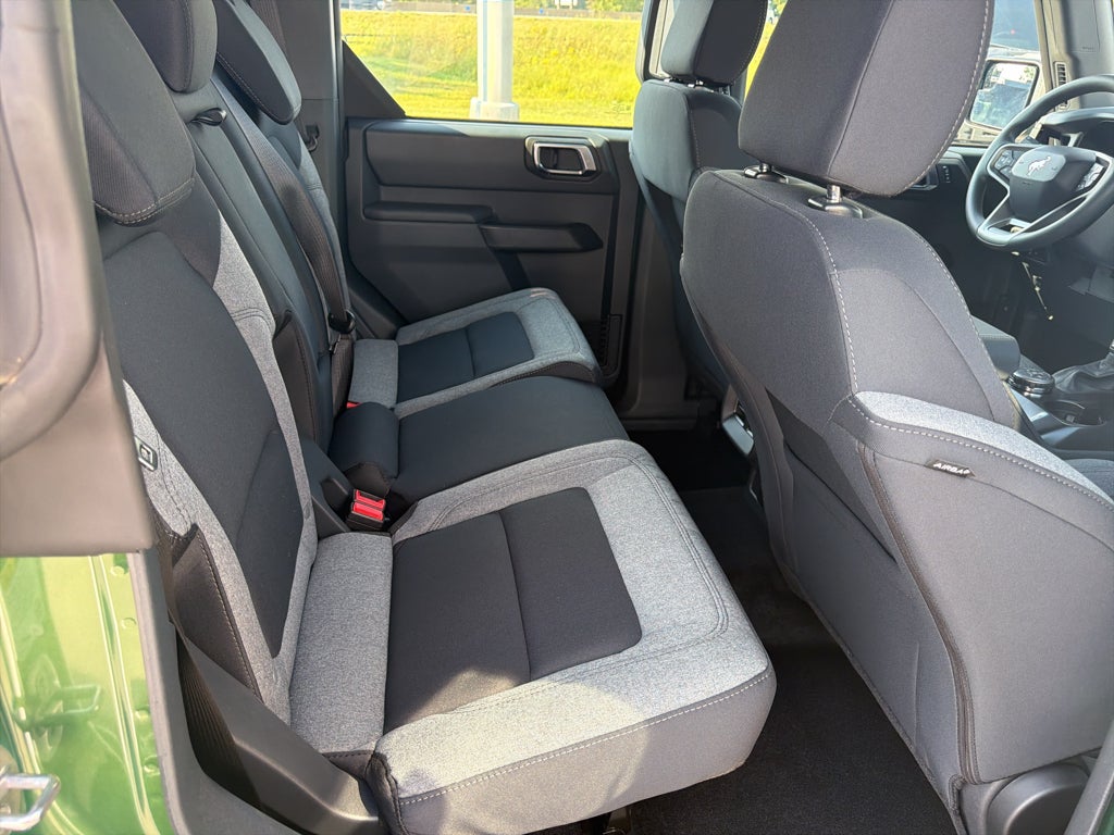 2025 Ford Bronco 4-Door Base - Photo 23