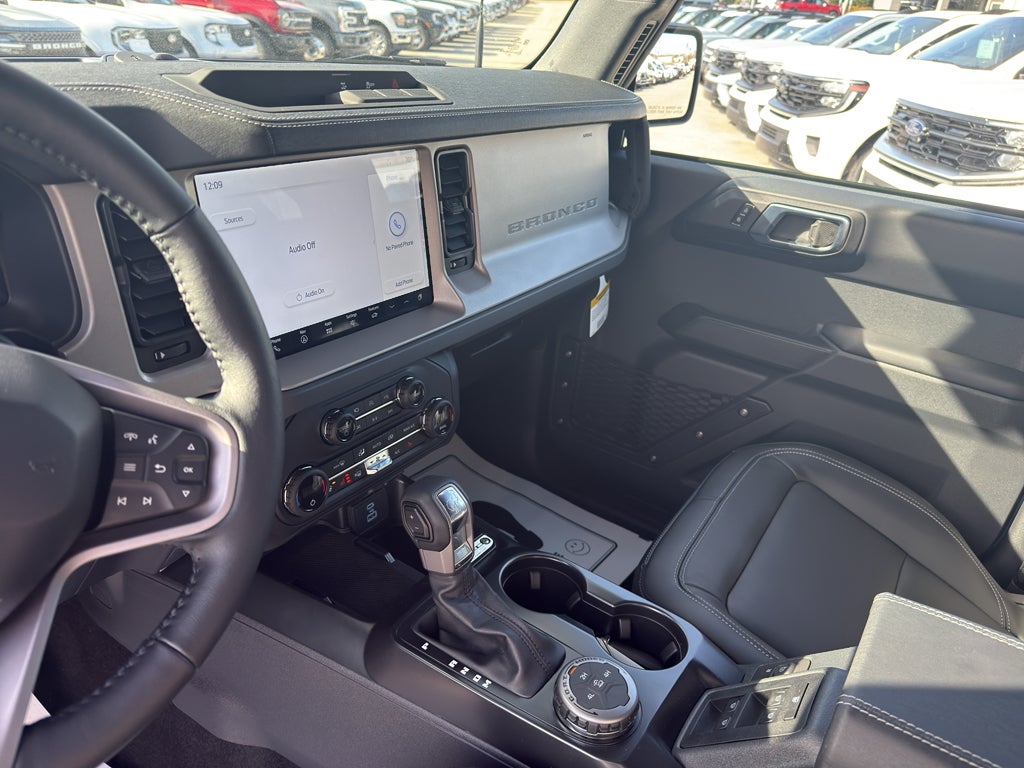 2025 Ford Bronco Outer Banks®