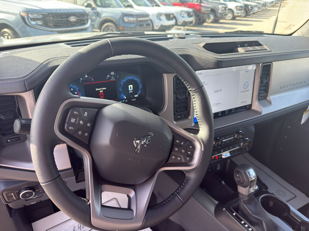 2025 Ford Bronco Outer Banks®