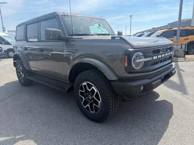 2026 Ford Bronco Outer Banks®