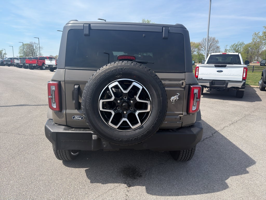 2026 Ford Bronco Outer Banks®