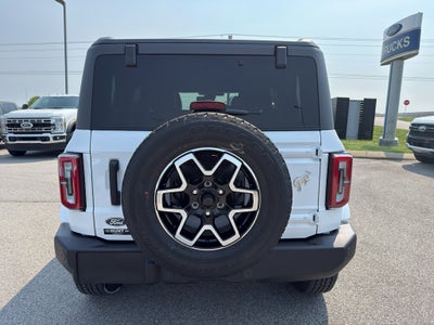 2026 Ford Bronco Outer Banks®