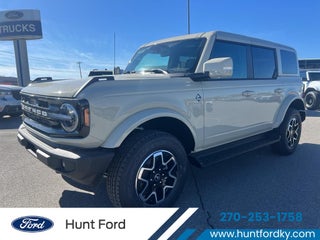 2025 Ford Bronco Outer Banks®