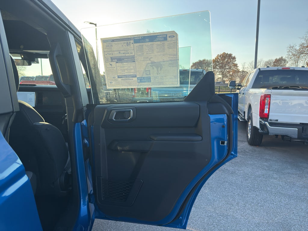 2025 Ford Bronco Base