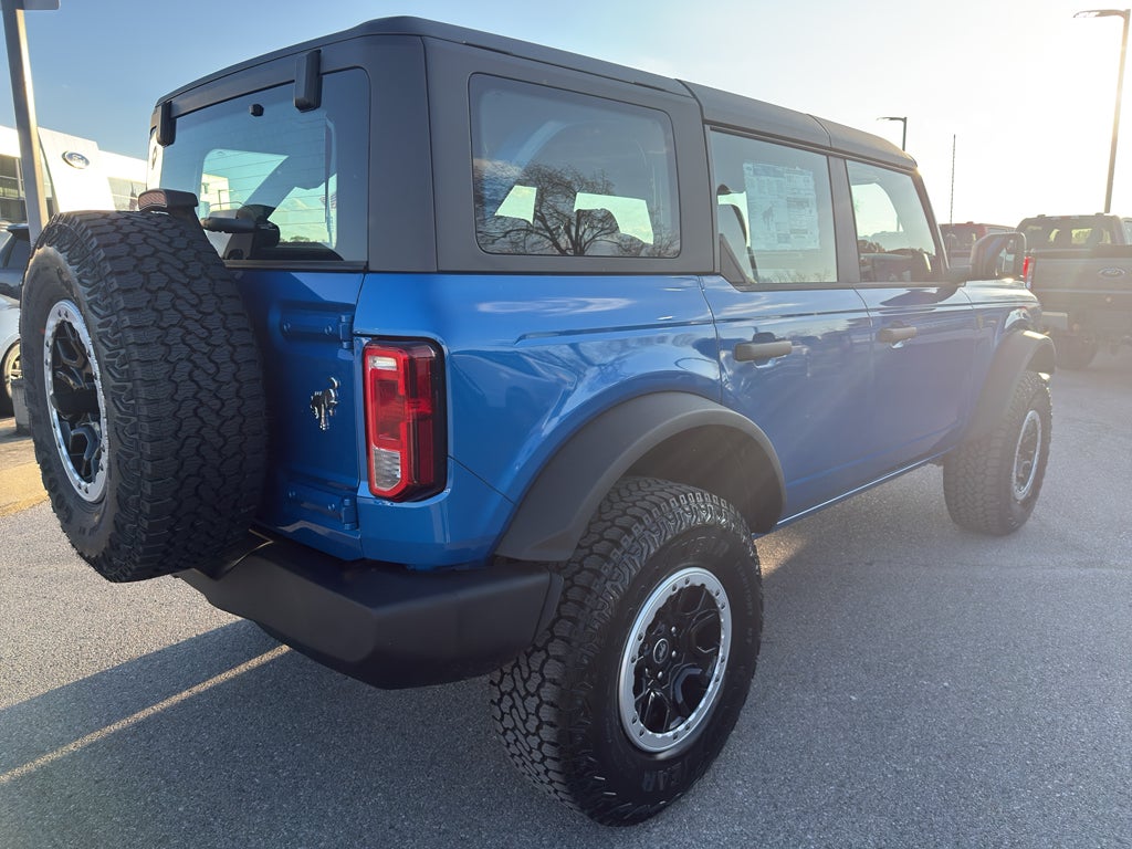 2025 Ford Bronco Base