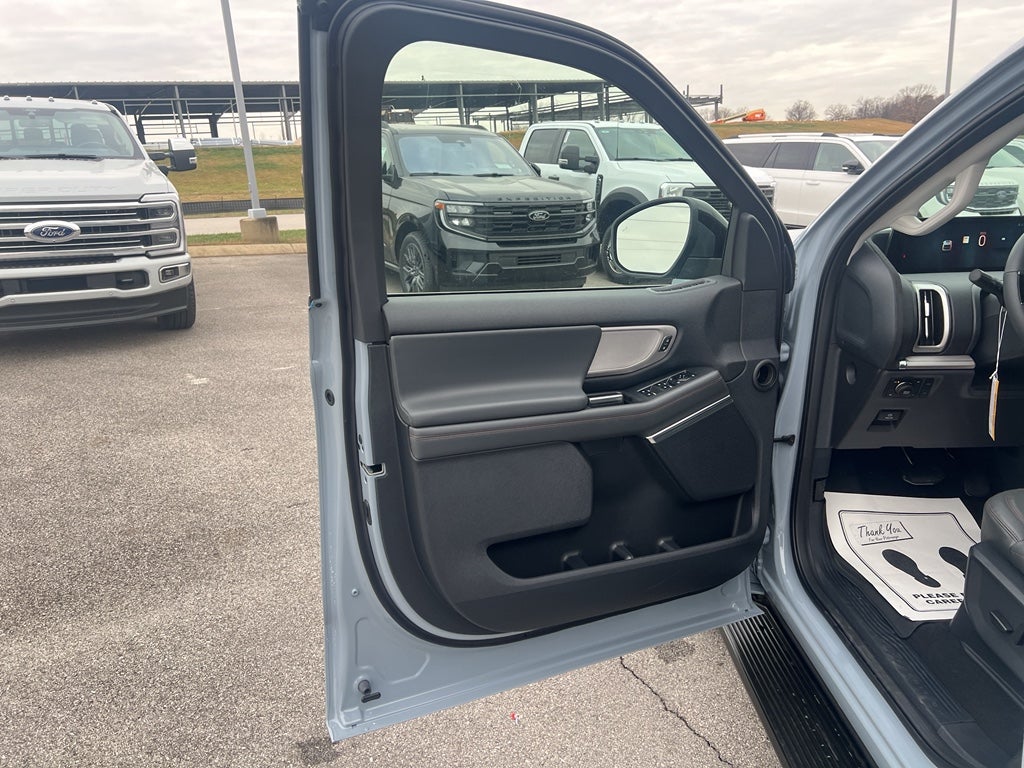 2025 Ford Expedition MAX Active MAX