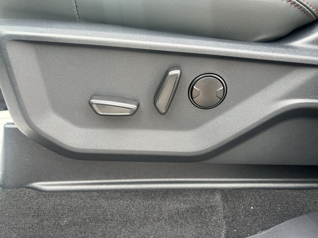 2025 Ford Expedition MAX Active MAX