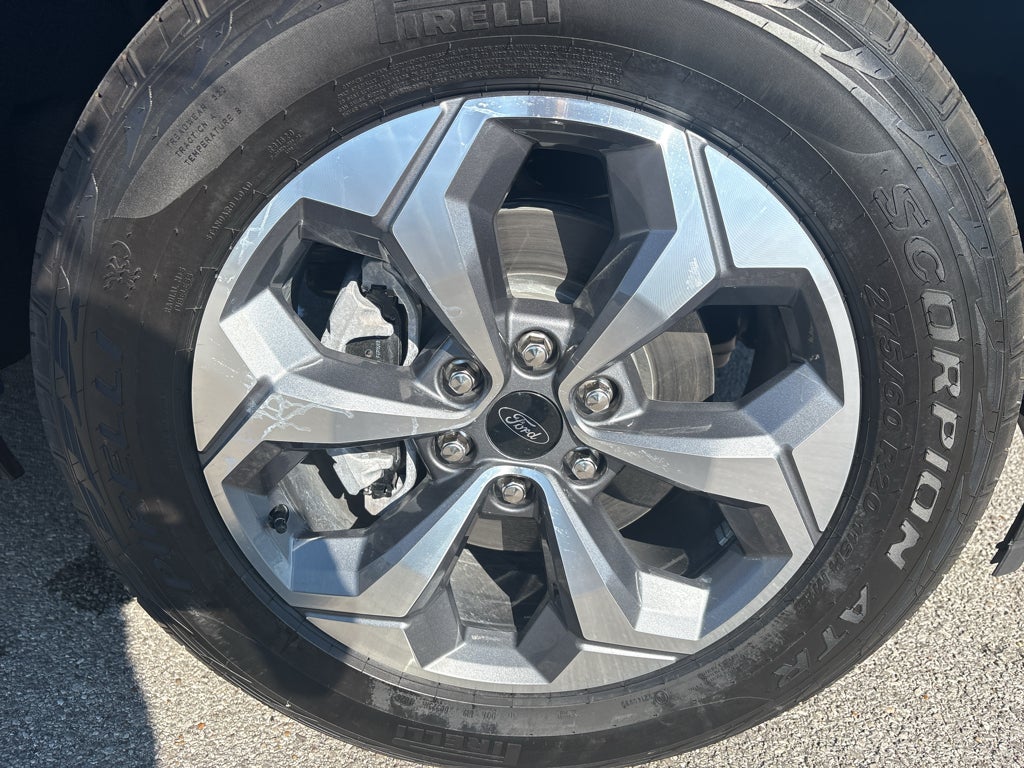 2027 Ford Expedition MAX Active