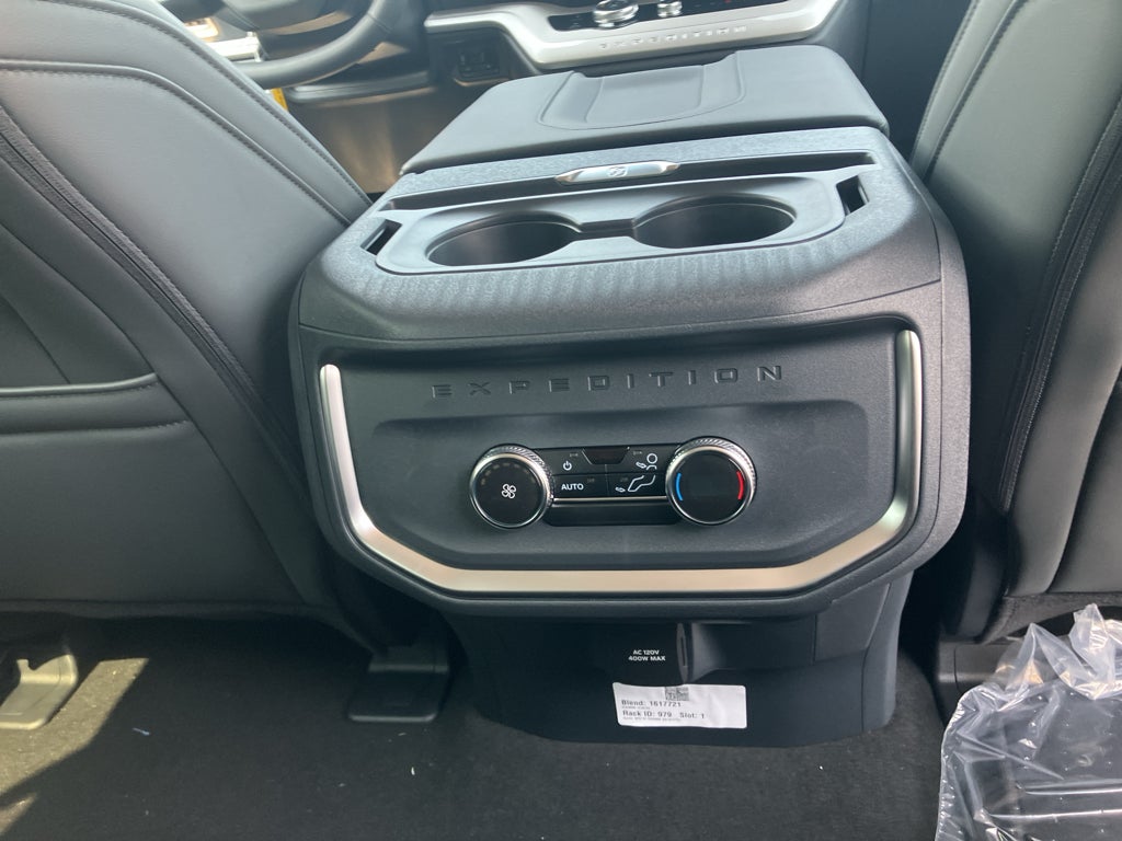 2027 Ford Expedition MAX MAX Active