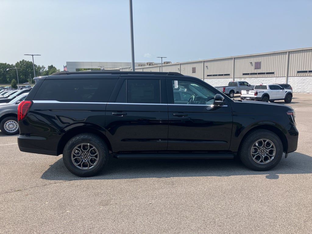 2027 Ford Expedition MAX MAX Active