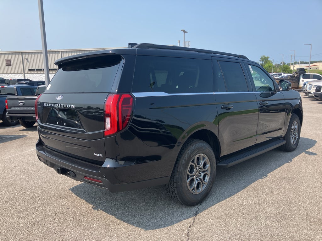 2027 Ford Expedition MAX MAX Active