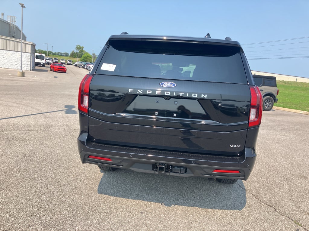 2027 Ford Expedition MAX MAX Active