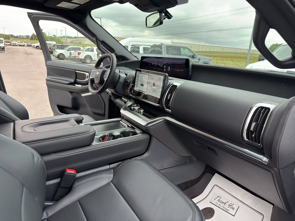 2026 Ford Expedition MAX MAX Platinum®