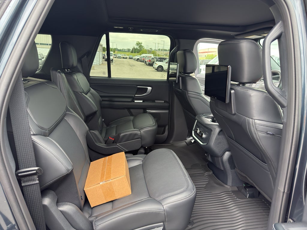 2026 Ford Expedition MAX MAX Platinum®