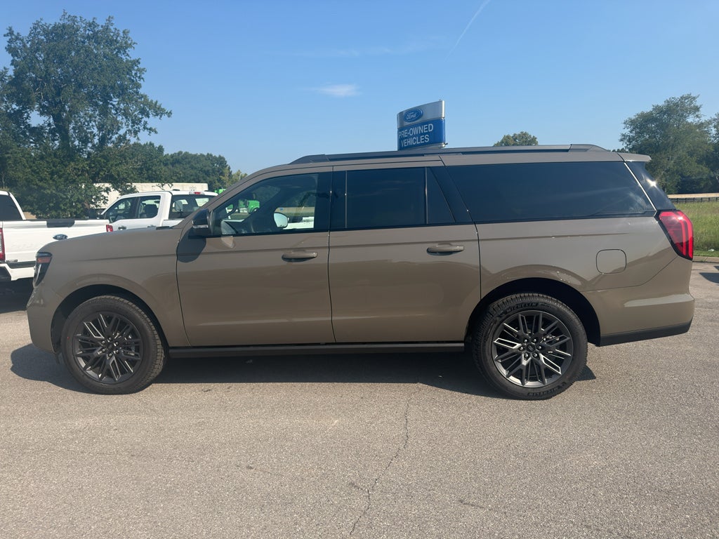 2027 Ford Expedition MAX MAX Platinum