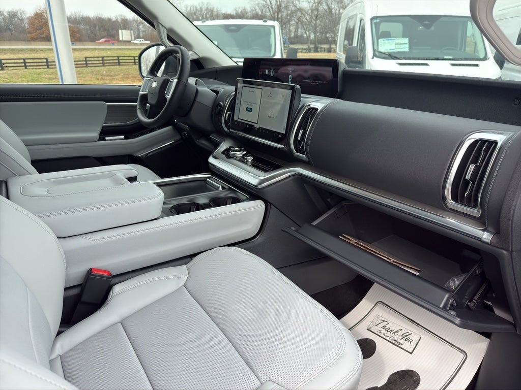 2026 Ford Expedition MAX MAX Platinum®