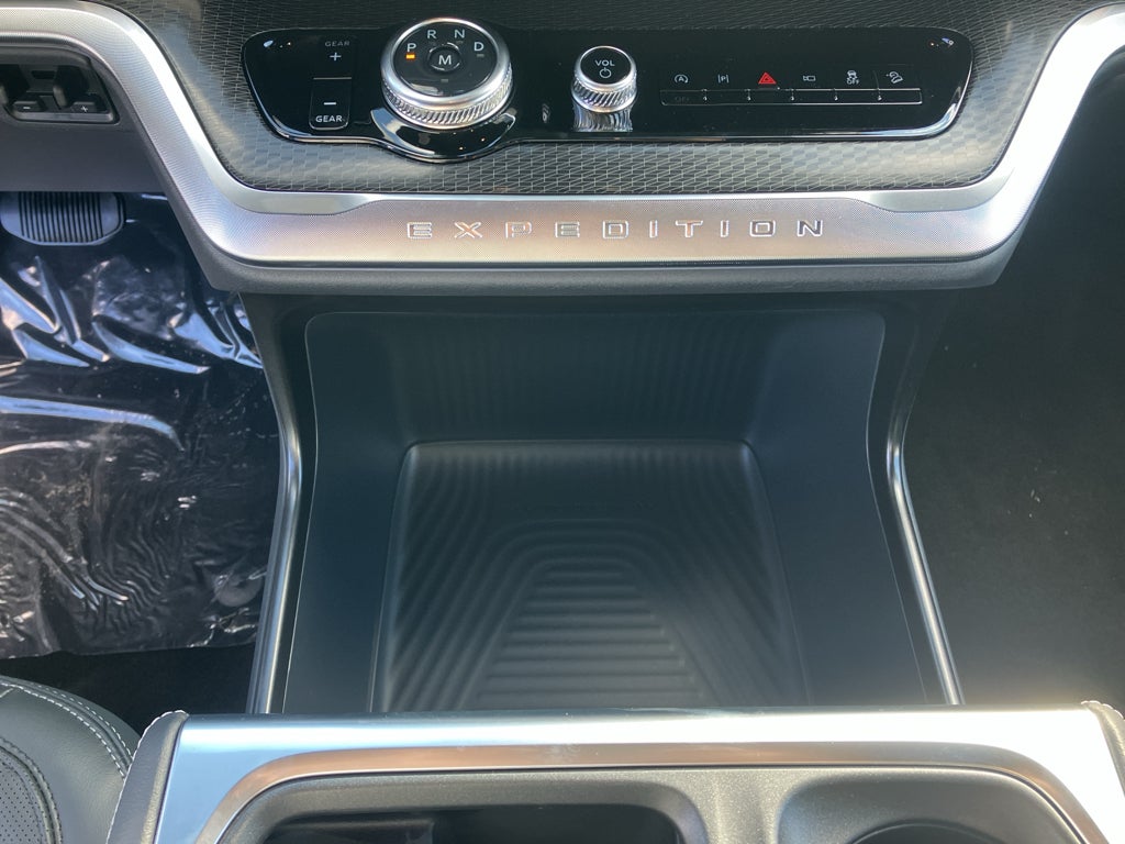 2026 Ford Expedition MAX MAX Platinum®